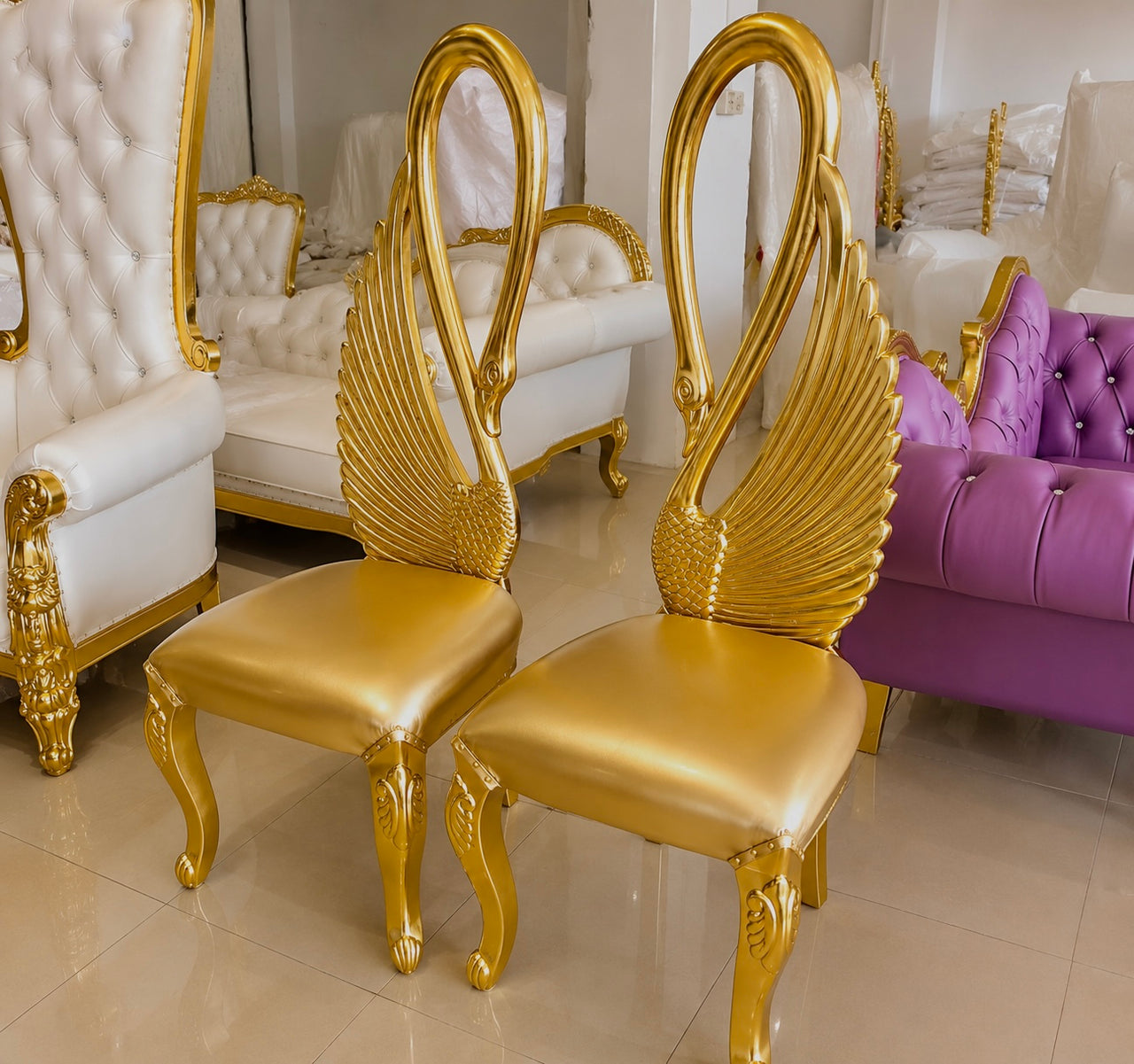 Versora Élysian Swan Chair Set